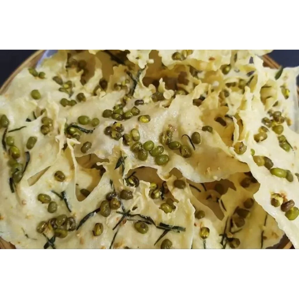 

keripik kacang hijau