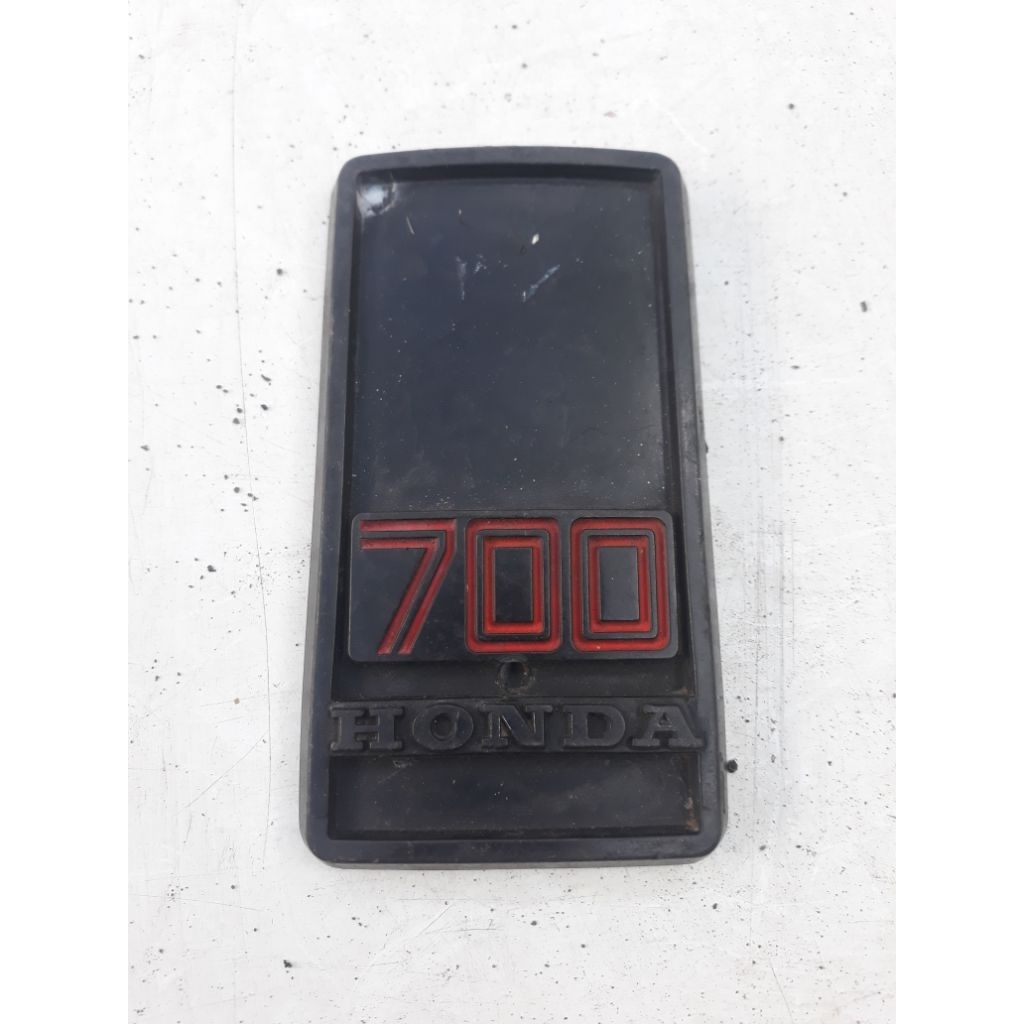 emblem dasi honda c700