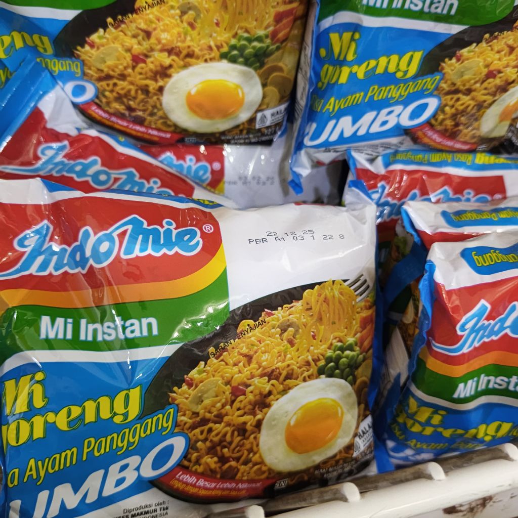 

Indomie Goreng Jumbo Ayam Panggang