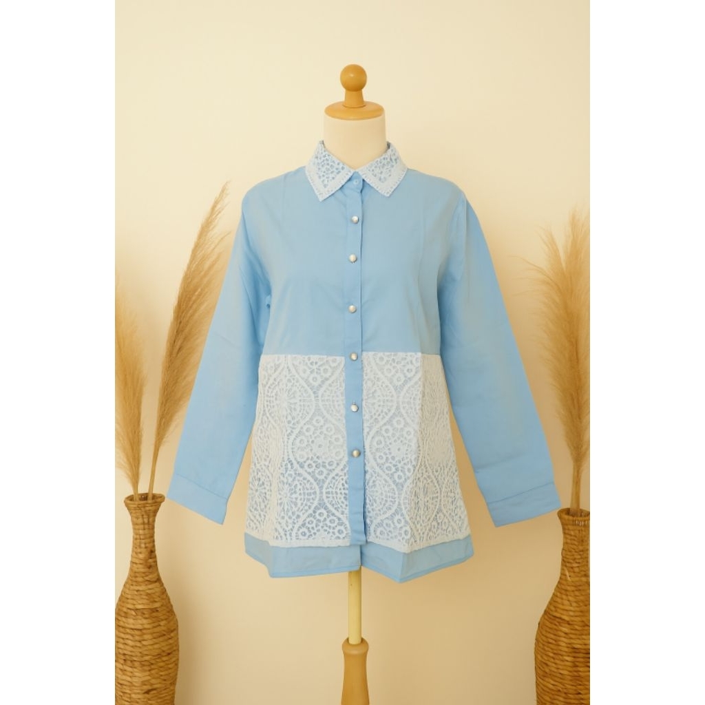 Blouse Wanita Biru Muda Kombinasi Brokat Elegan