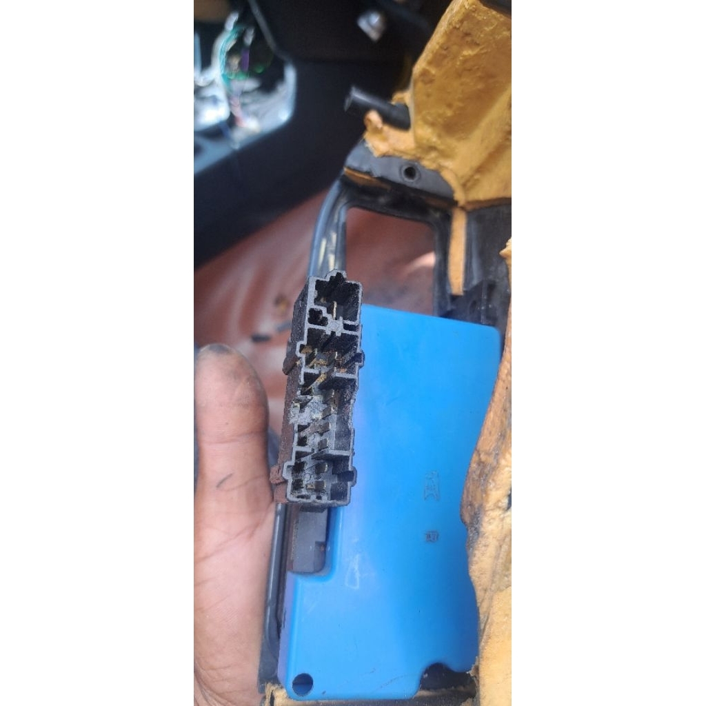 saklar power window accord maestro