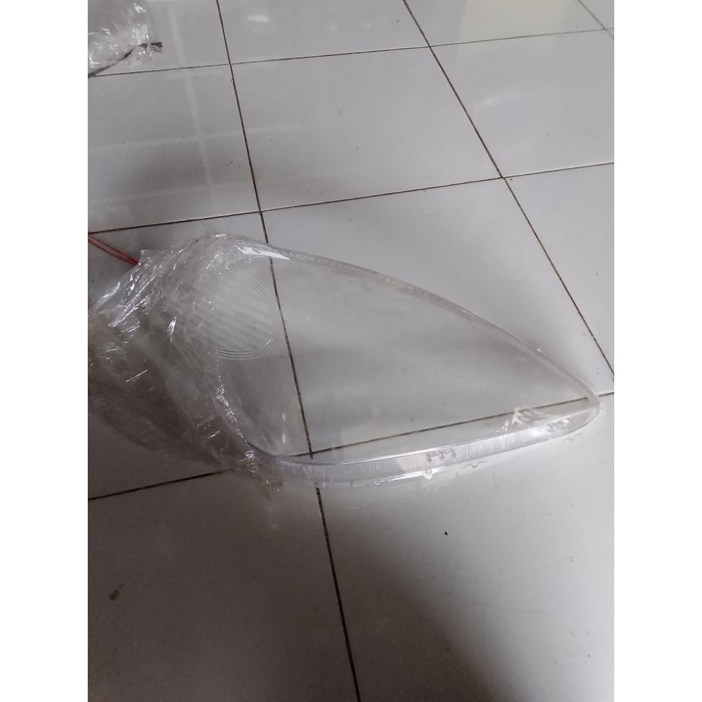 Mika lampu depan Avanza Xenia 2004/2005(Kana)