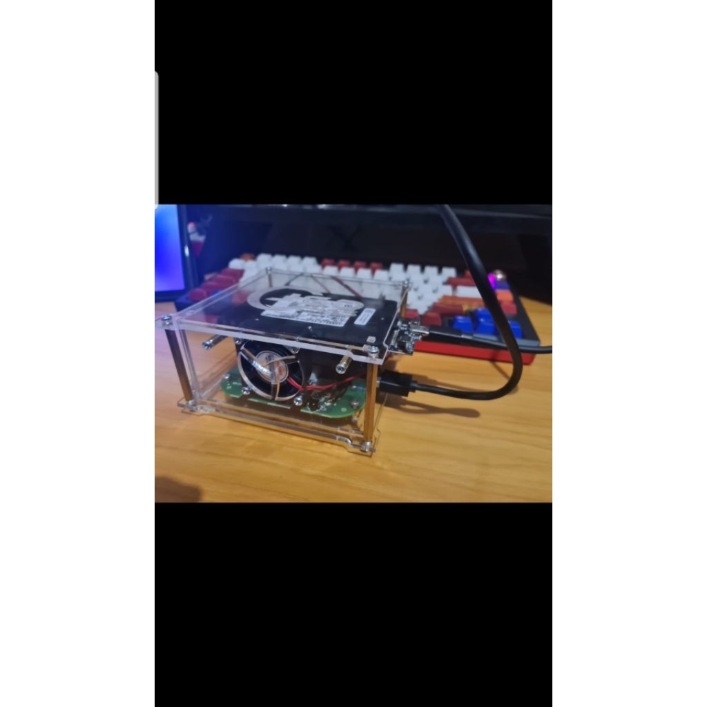 Case STB AX810 + HDD 2,5"