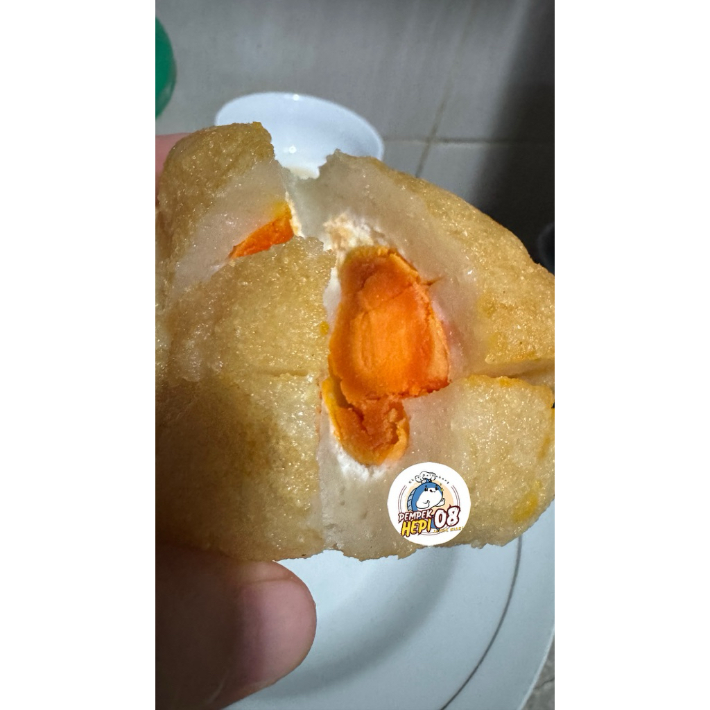 

PEMPEK PALEMBANG - Pempek Frozen Kapal Selam Telor Asin (isi 5 pcs pempek KS)