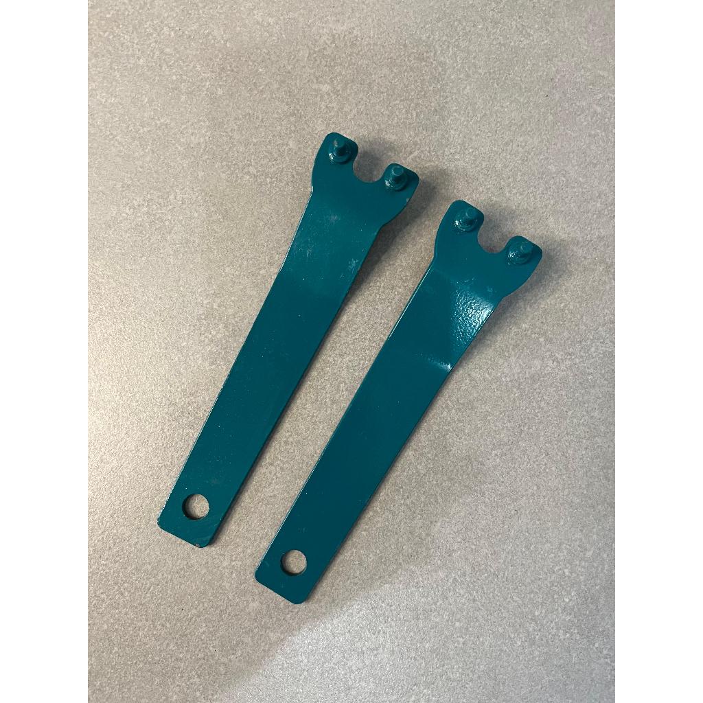 KUNCI GRENDA / KUNCI GERINDA TANGAN / KUNCI GERINDA / ALAT PEMBUKA MESIN GERINDA