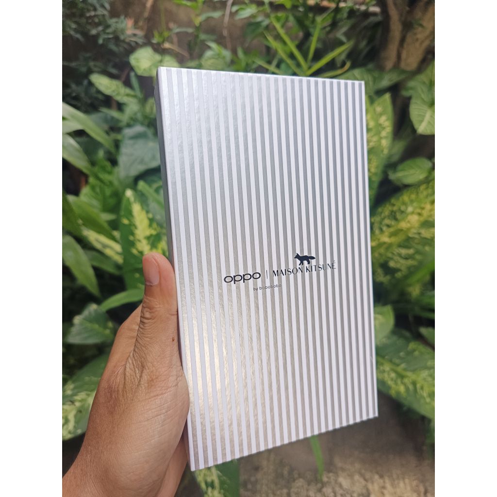 case oppo find x 8 pro edisi MAISON KITSUNE