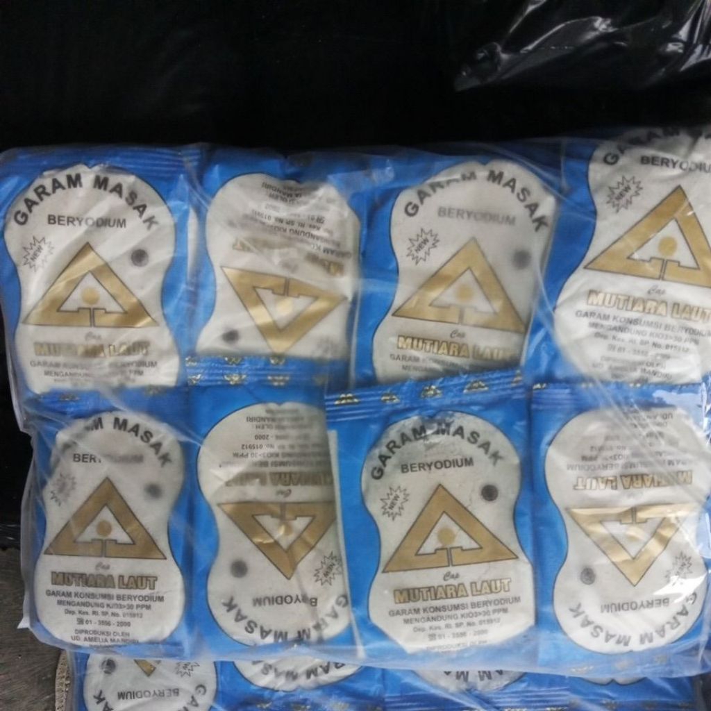 

paket 40 sachet Murah Garam Mutiara segitiga mas laut beryodium garem Dapur makan Berat 100 gr