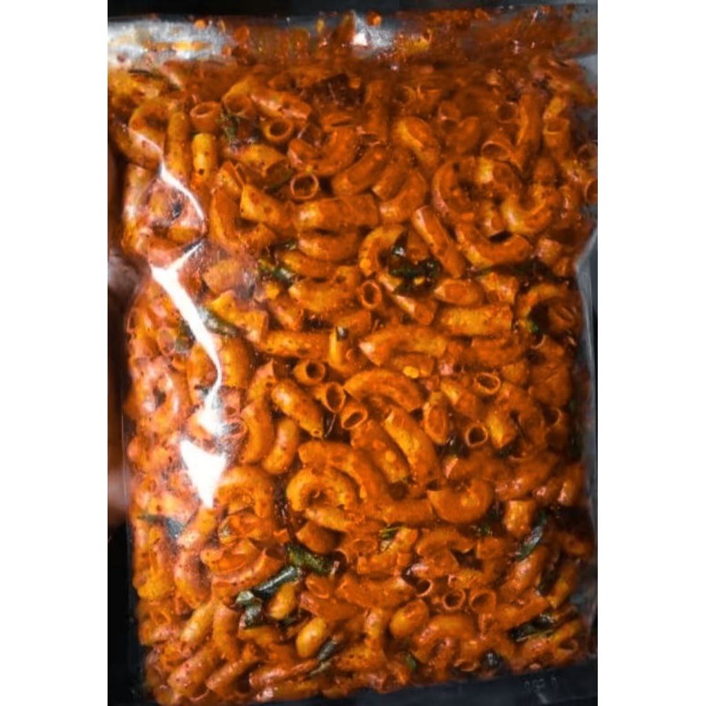 

MAKARONI BANTET KRIUK CIKRUH PEDAS DAUN JERUK _ORIGINAL ASIN GURIH DAUN JERUK 1KG