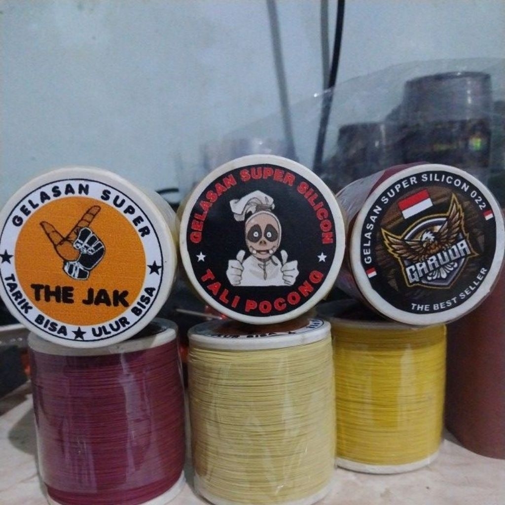 Benang layangan gelasan senar panjang 1600 yard