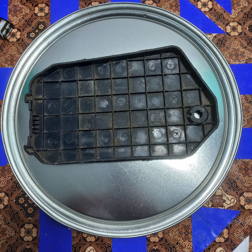 tutup aki tutup batre atas honda vario 125 - 150 led new. original seconds berkualitas