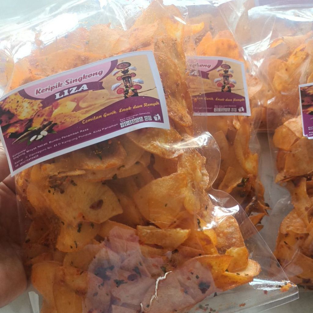 

Kerupuk Singkong Balado khas Minang Food Snack Kripik Cemilan Keripik Pedas