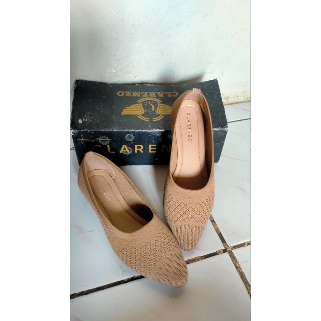 Sepatu Flat shoes CLARENZO /preloved