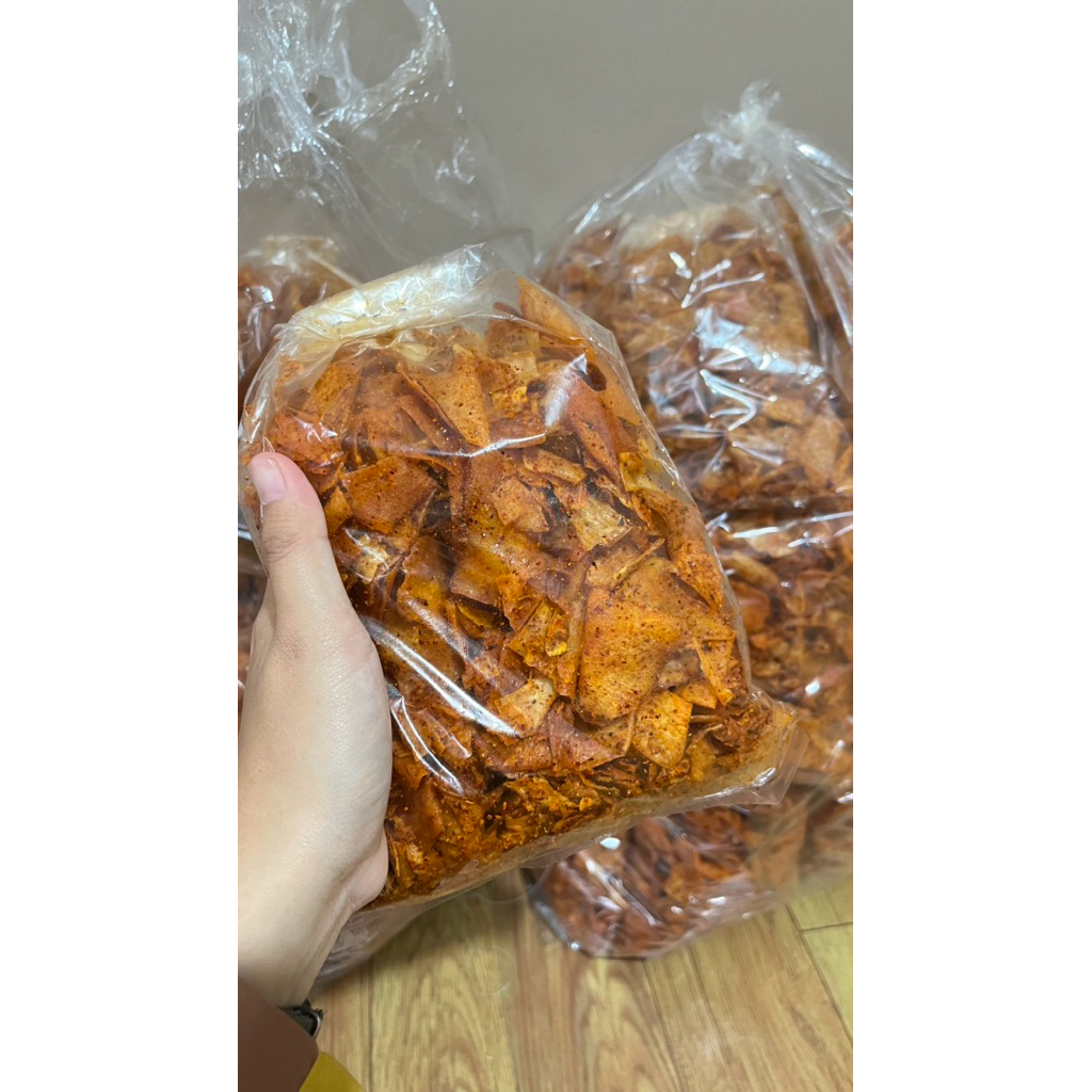 

Siap kirim yaa Kripik Pedas - Kripik Asin oleh oleh