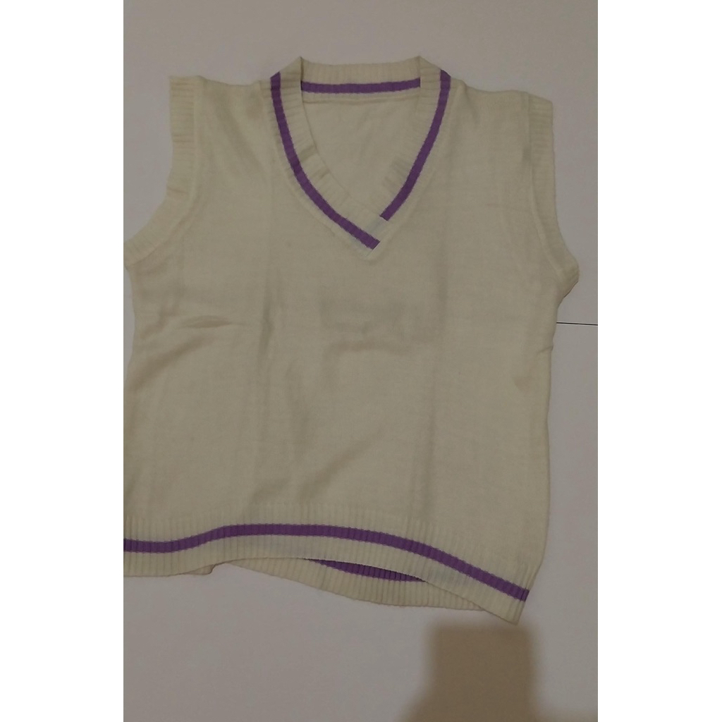 Preloved ‘vest and cardigan (stradivarius, H&M, etc)