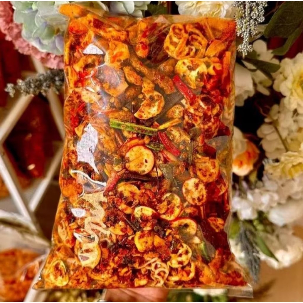 

seblak kerupuk campur mix 1kg bumbu basah pedas manis gurih extra daun jeruk