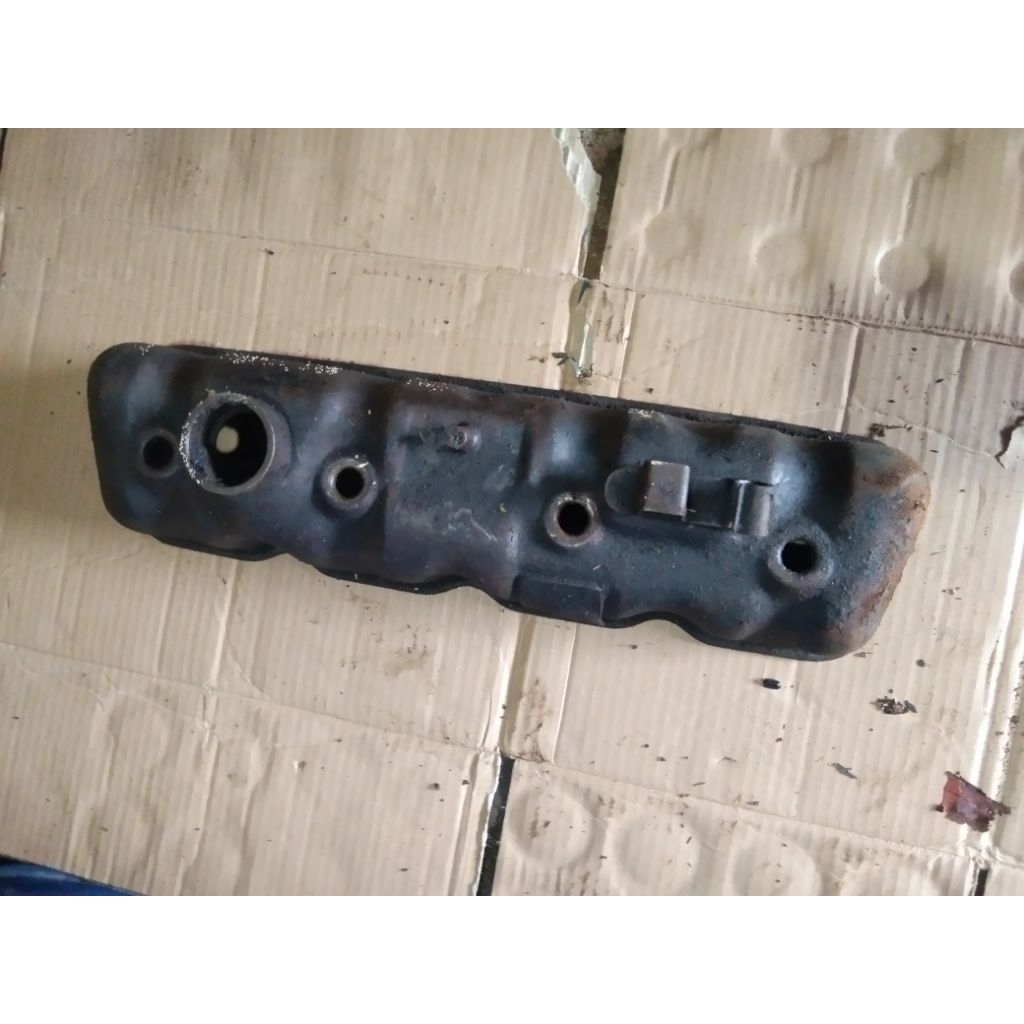 cover deksel Hiace bensin 12R copotan