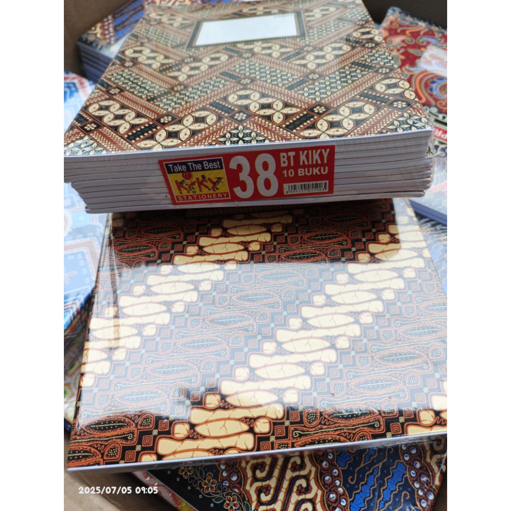 

(1 pak) Buku Tulis Kiky 38 isi 10 buku