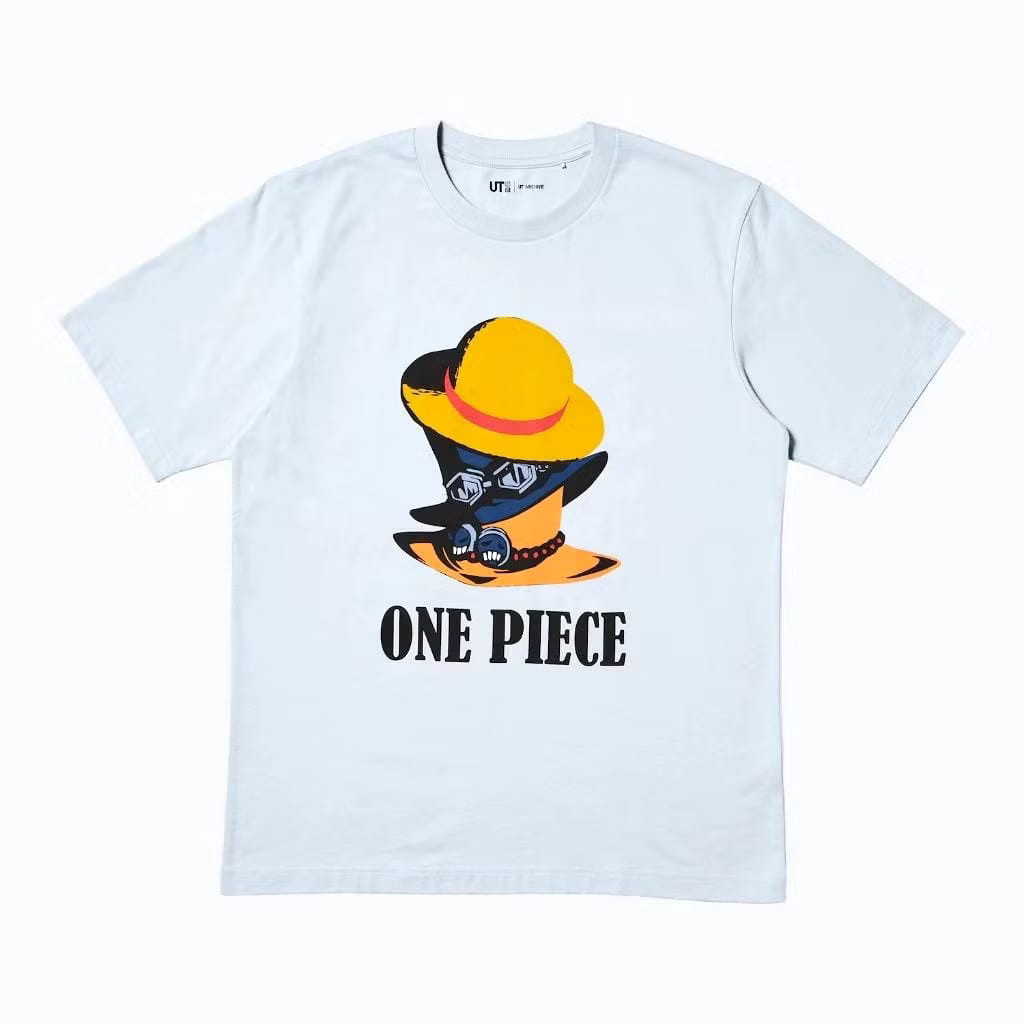 Tshirt Uniqlo x One Piece Sabo Ace and Luffy UT | Kaos Lengan Pendek - Biru Muda