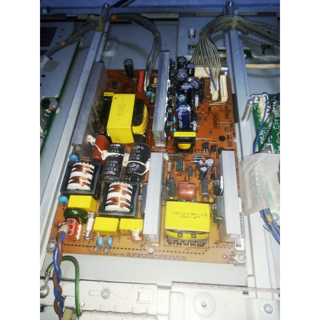 POWER SUPLAY TV LG 26LC4R