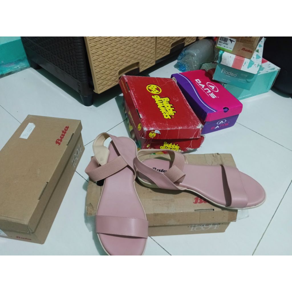 sendal gunung bata size 40