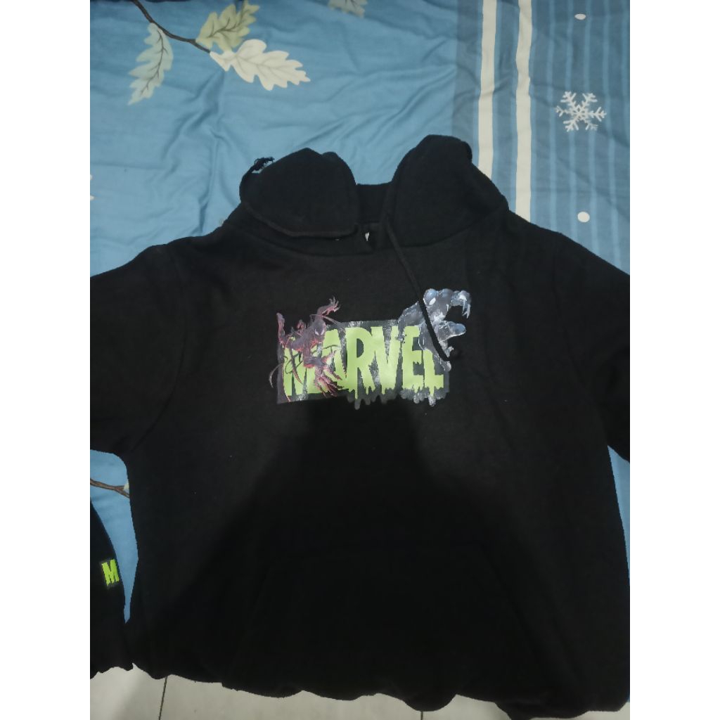 varsity pull and bear