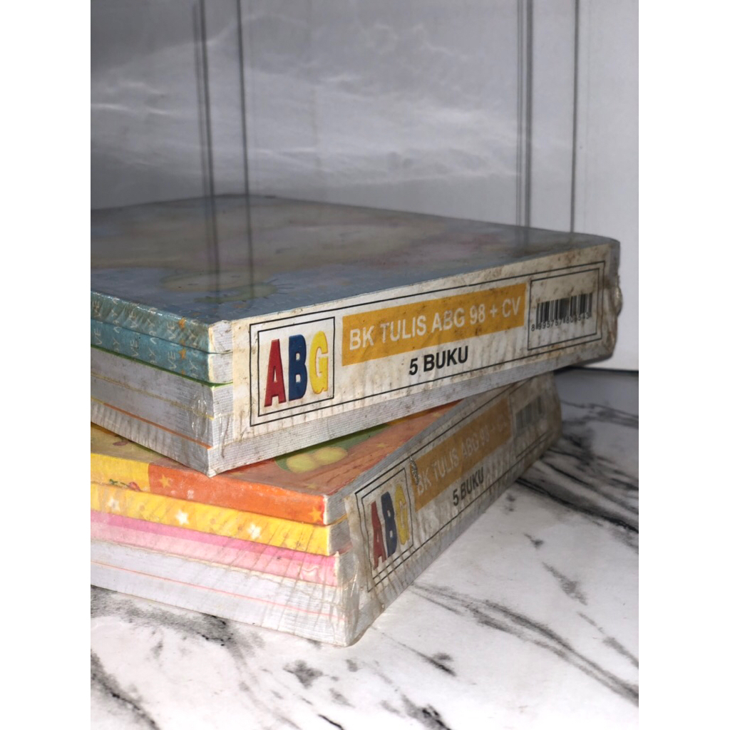 

DEFECT SALE Buku Tulis ABG 98 Lembar BukU Notebook Sekolah A5 Kwarto