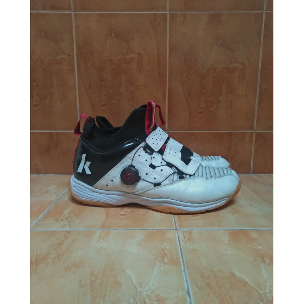 Sepatu Badminton kawasaki BOA