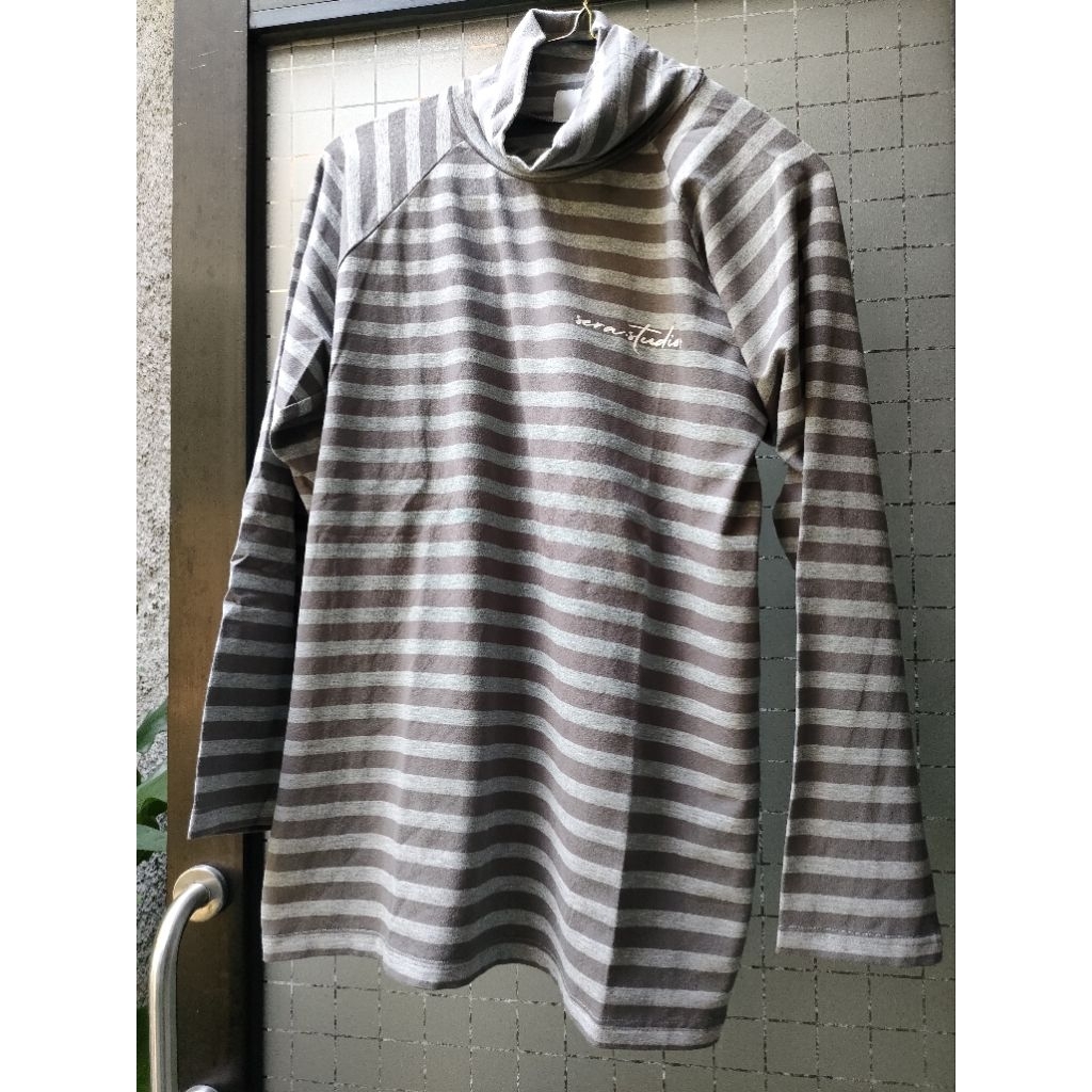 Sera studios kaos stripe preloved size L