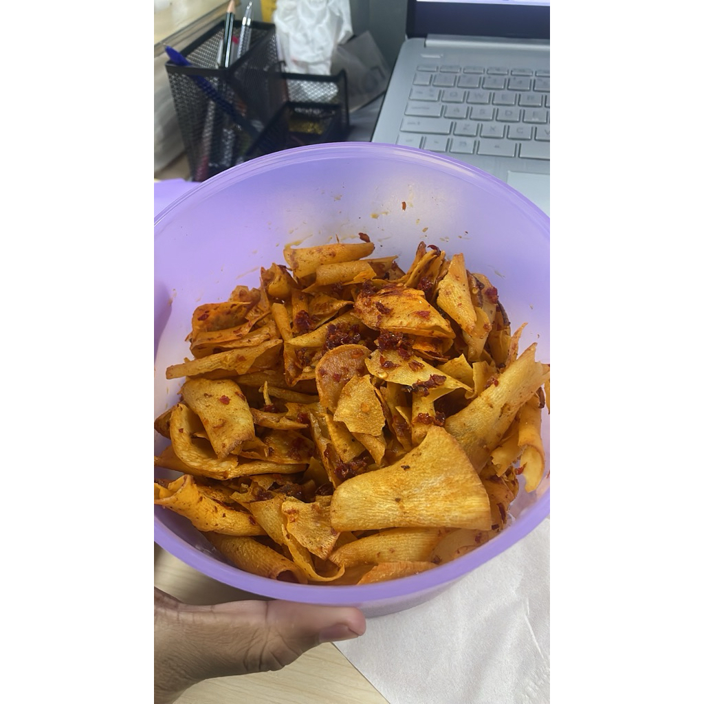 

Keripik singkong pedas