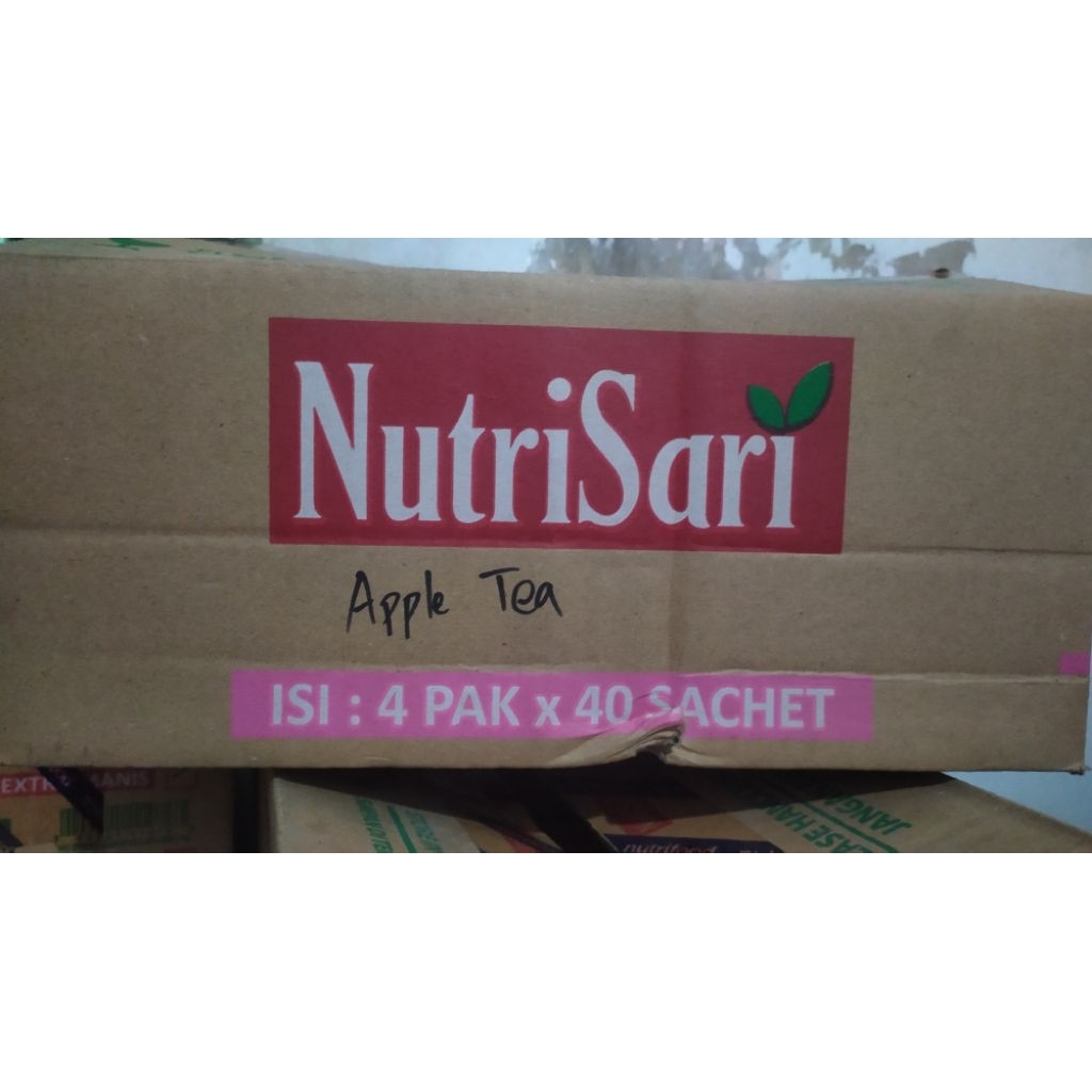 

Nutrisari Apple Tea Kartonan 1 Karton isi 16 Renteng