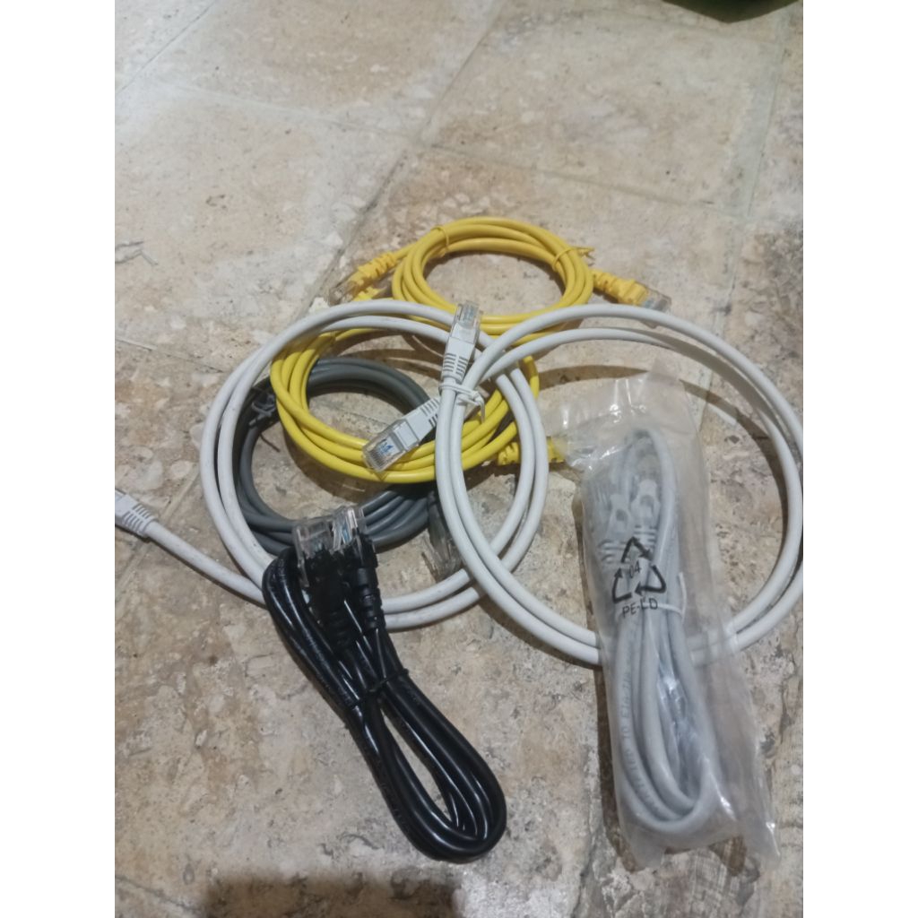 kabel Lan ori pabrikan 1,5meter like new