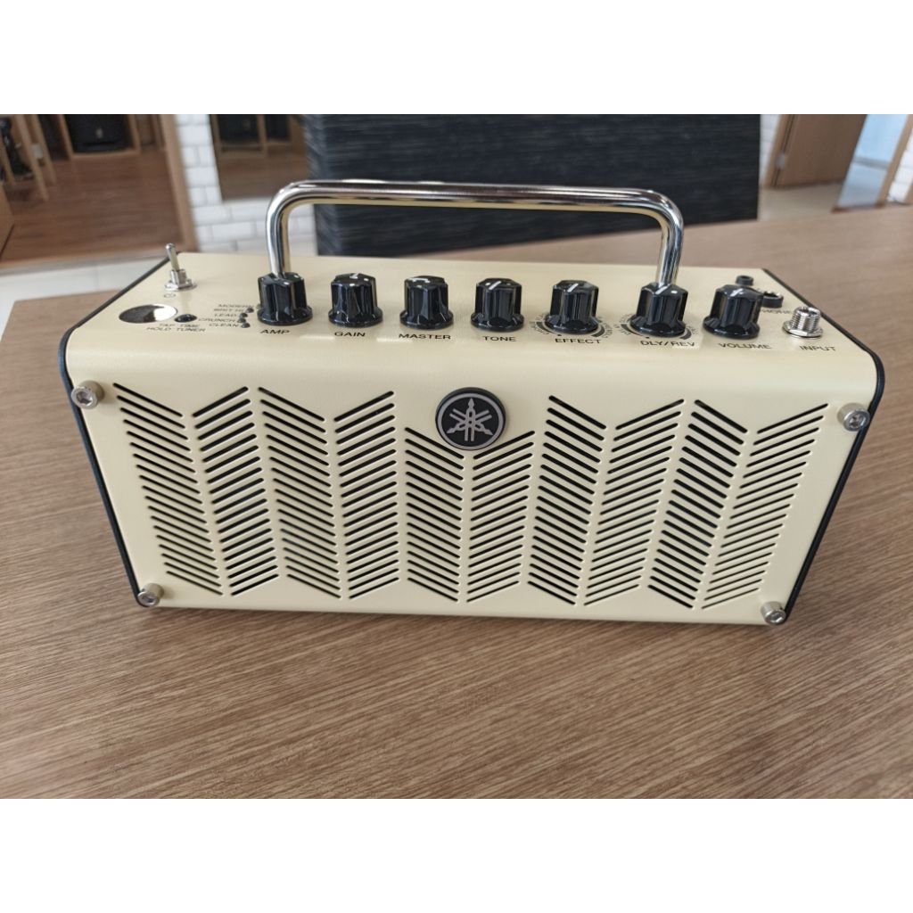 Yamaha Gitar Amply THR5 (gitar elektrik)