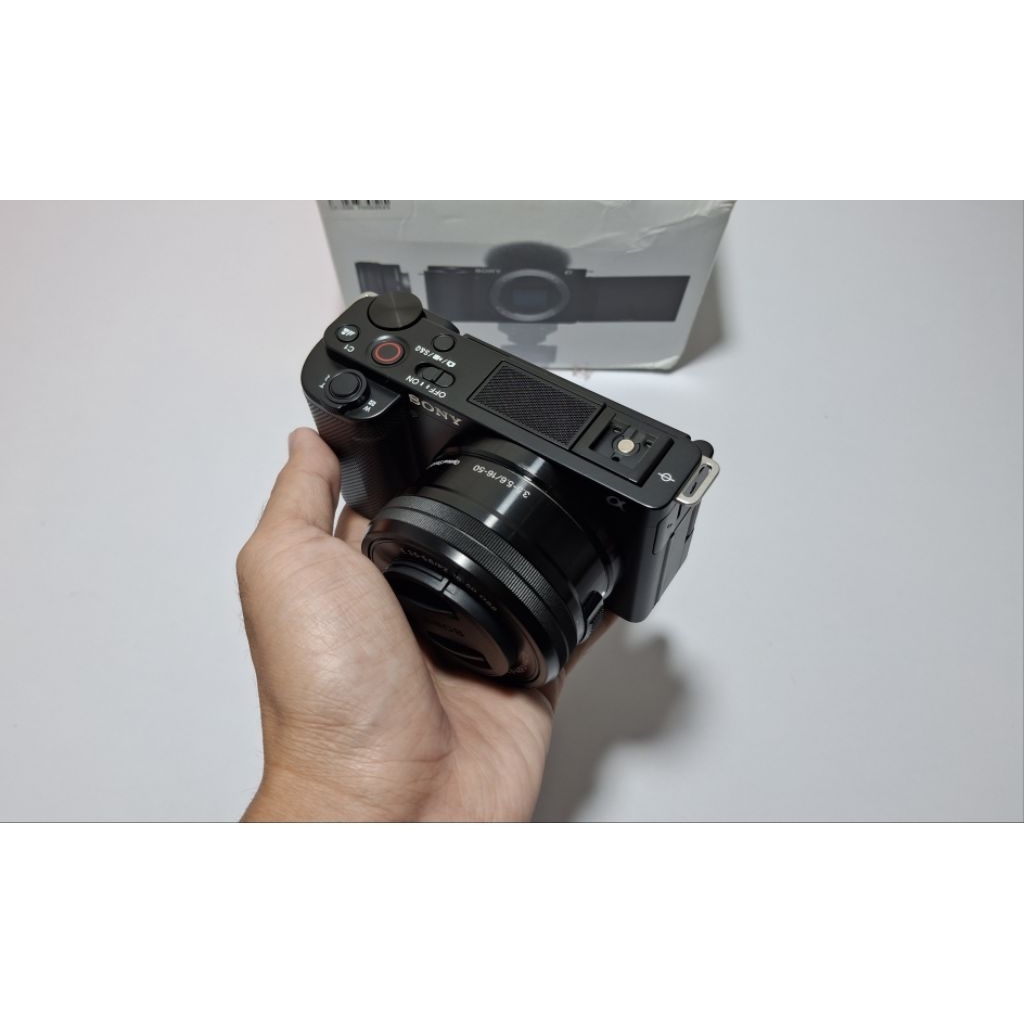 Kamera Mirrorless Sony ZV E10