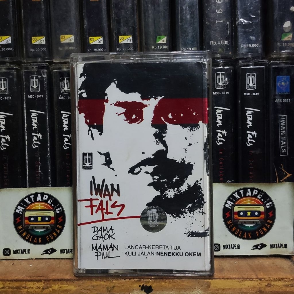 Kaset Pita - Iwan Fals - Lancar - Dama Gaok - Radio Tape - Kaset - Radio - Pemutar Kaset - Retro - C
