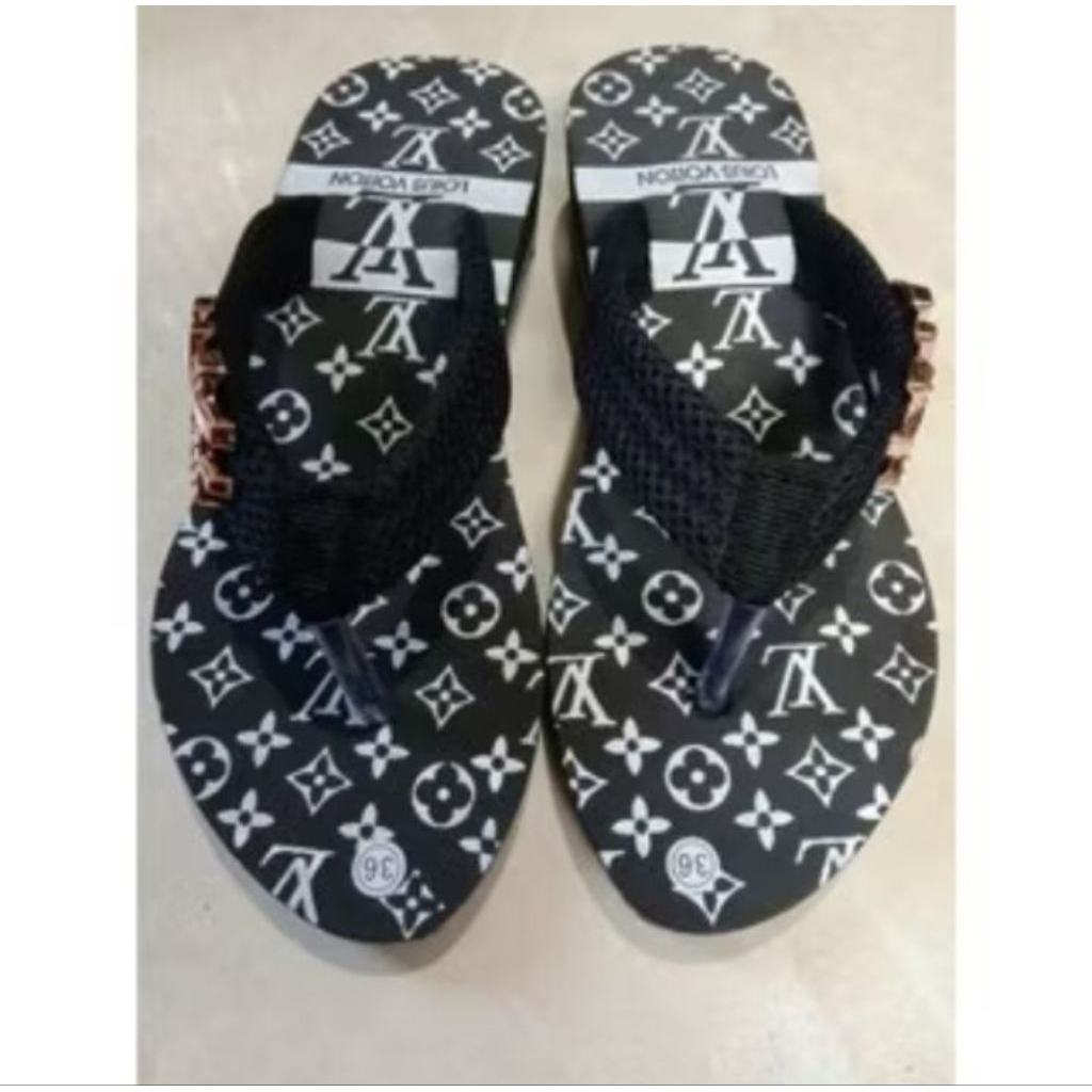 sandal wanita lv kain.wedges wanita