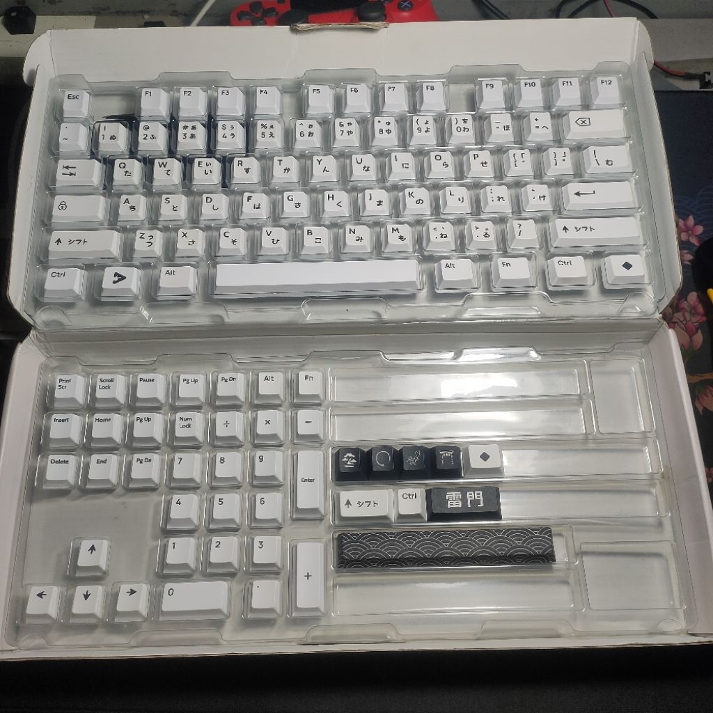 Pressplay Shibuya keycaps