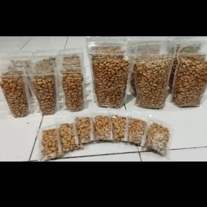 

kacang asin