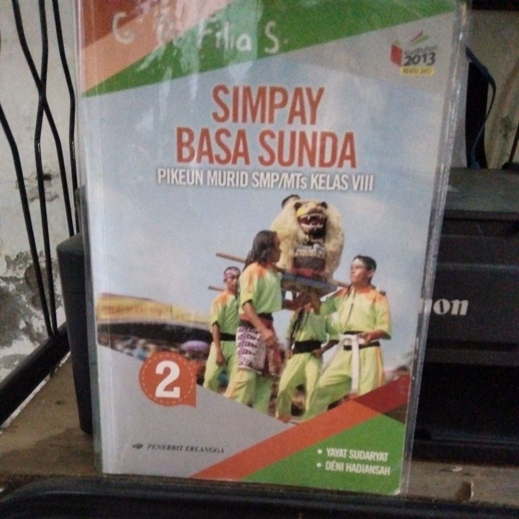 Buku pelajaran Bahasa sunda kelas 2 SMP