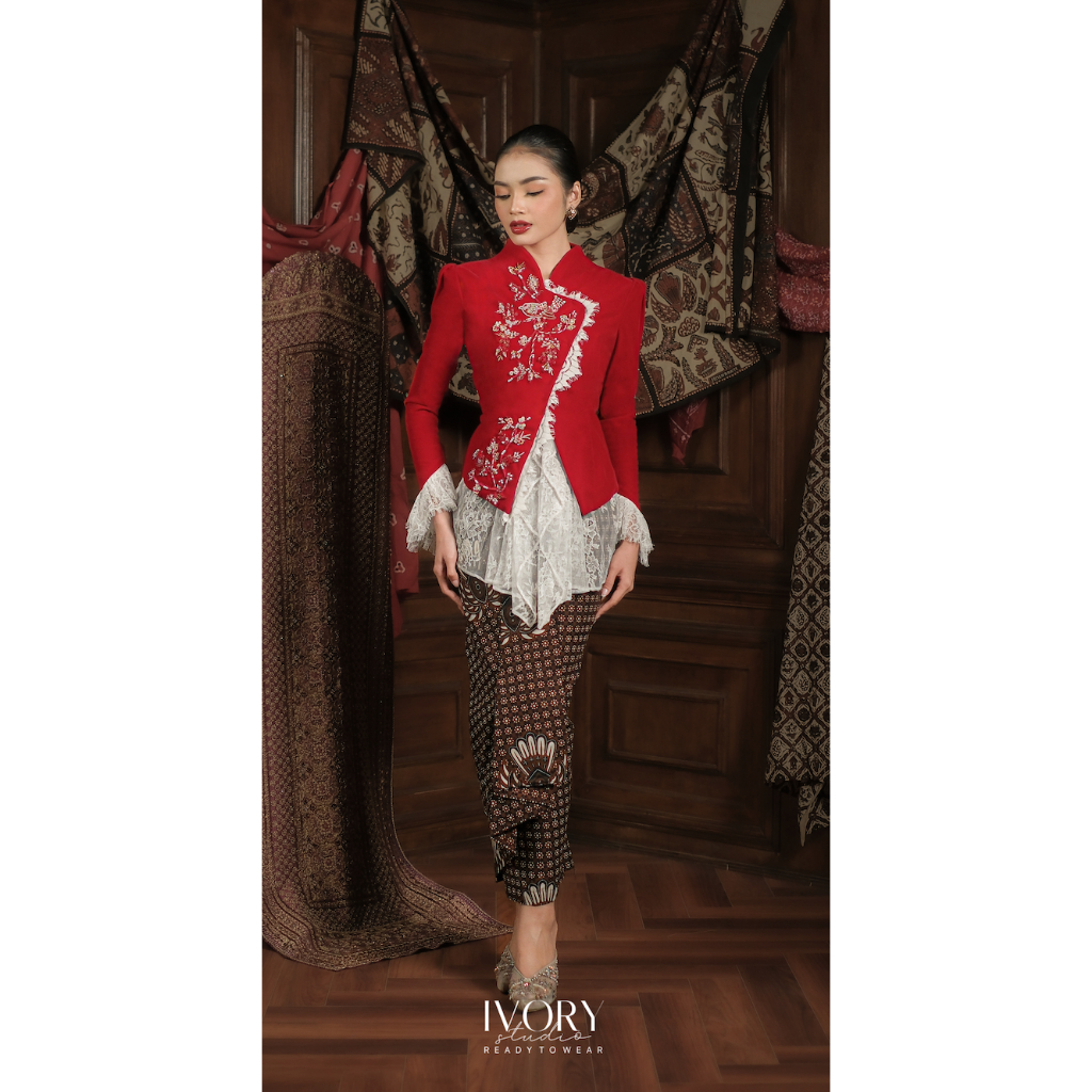 Make Classic Great Again | Pesagi Feather Timber Janggan Kebaya in Pitulas (Cherry Red on White)