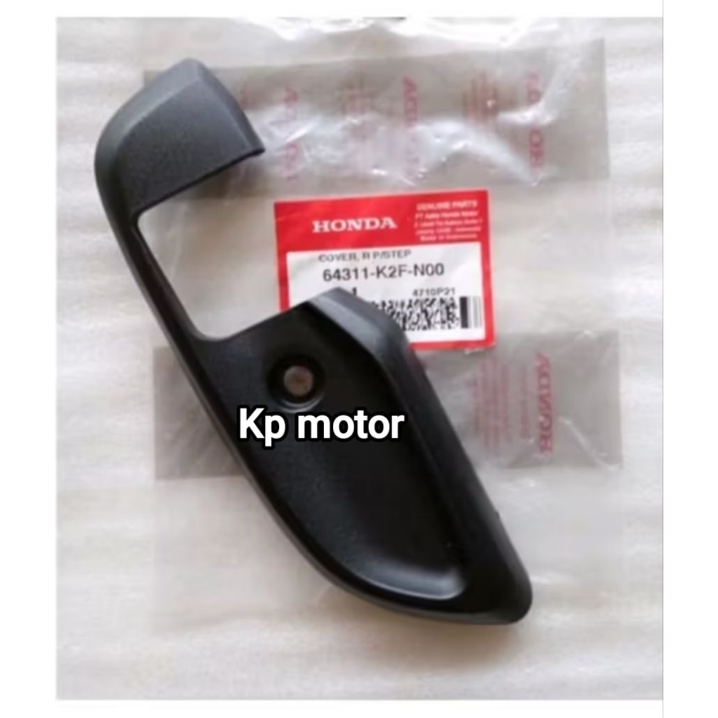 Cover footstep kanan scoopy 2021-2024 original