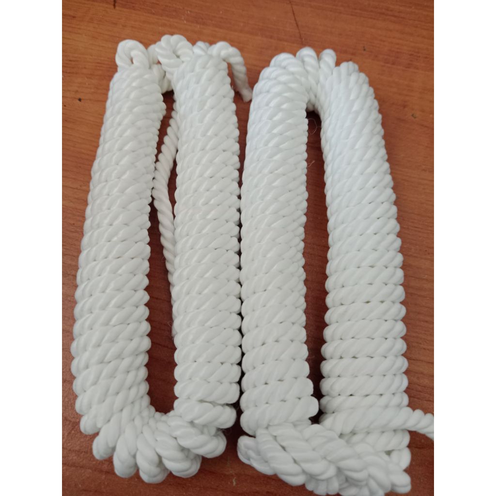 

Tali Pramuka 5 meter