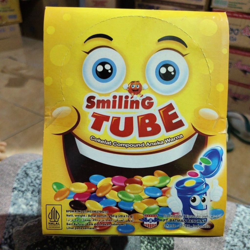 

COKELAT SMILING TUBE ISI 20pcs