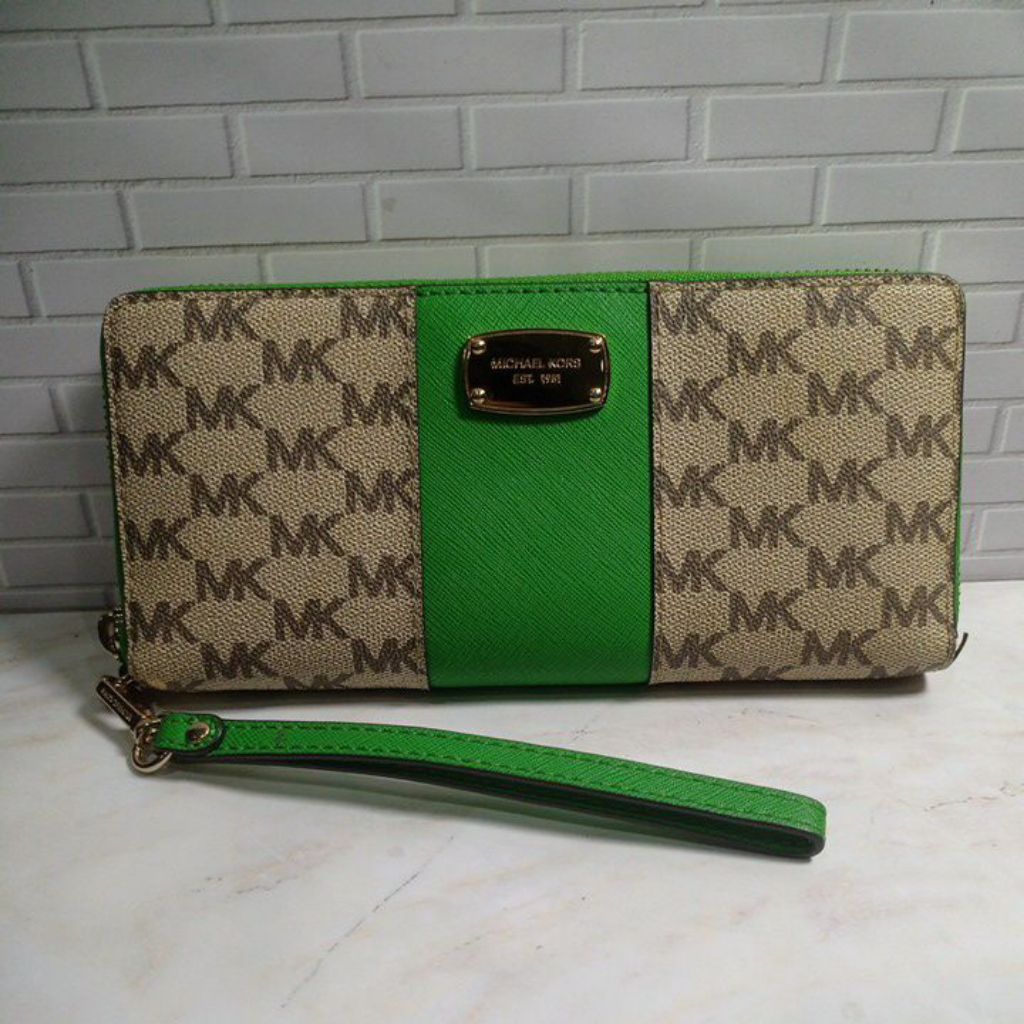 Preloved | Dompet Michael Kors