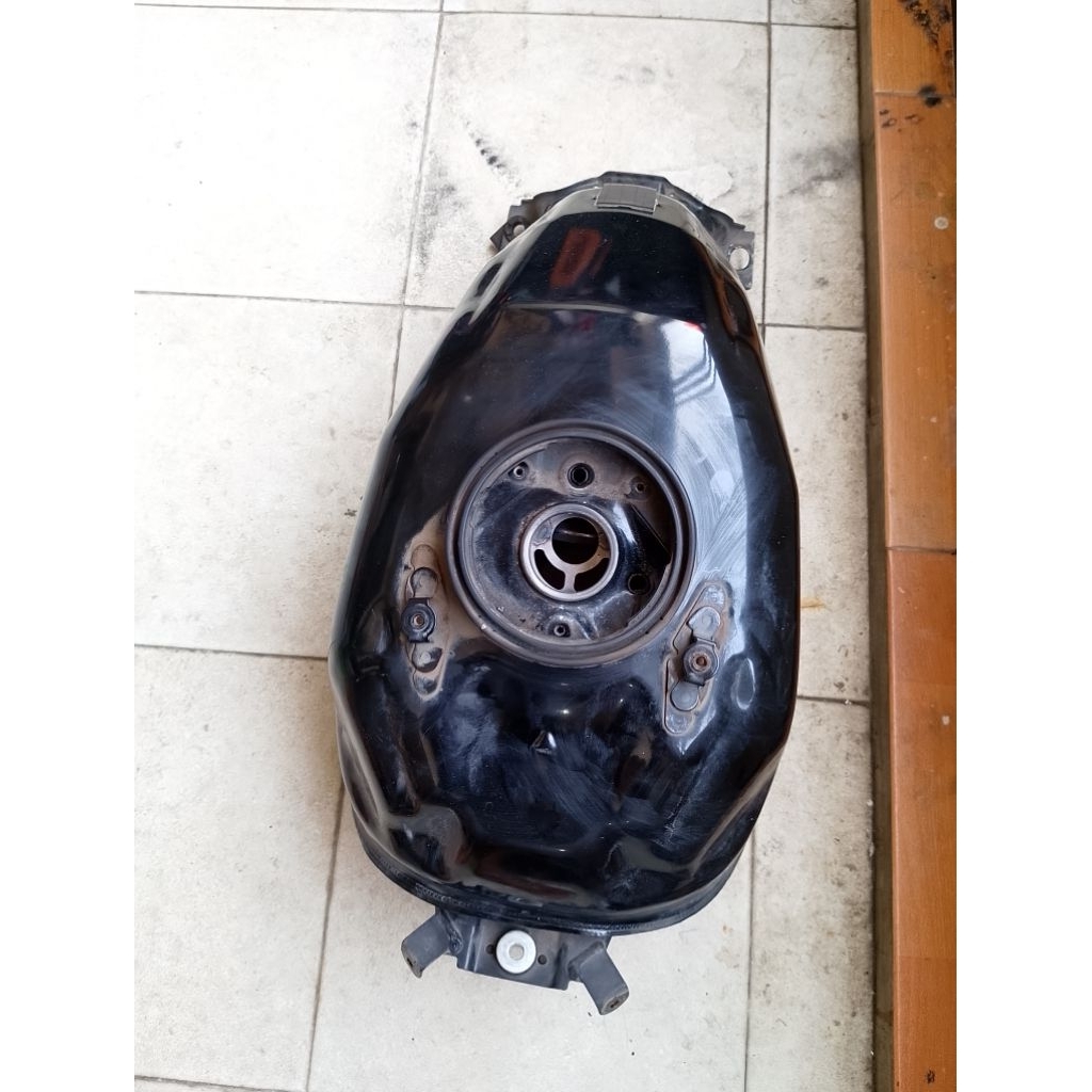 Tangki bensin CBR 150R K45R - Fuel tank CBR 150R K45R Original