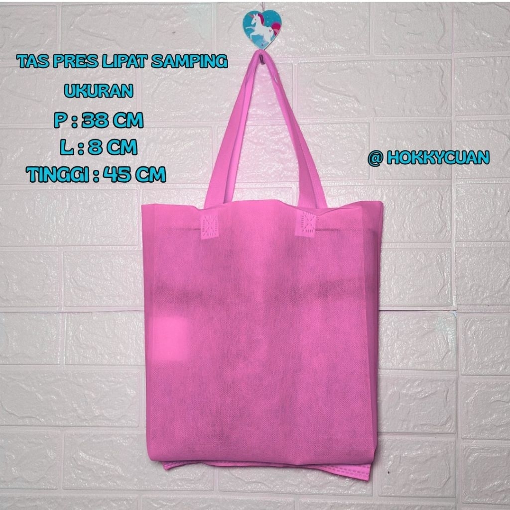 

Tas oleh oleh haji dan umroh//38cm x 8cm x 45cm//tas spunbond//1 lusin isi 12pcs