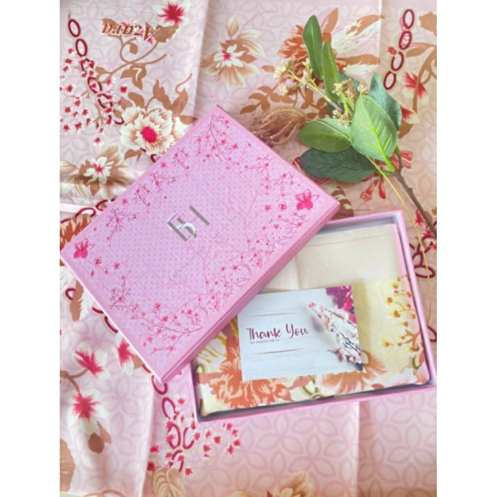 HAMPERS HIJAB HARDBOX PREMIUM FREE GREETINGCARD/HAMPERS LEBARAN