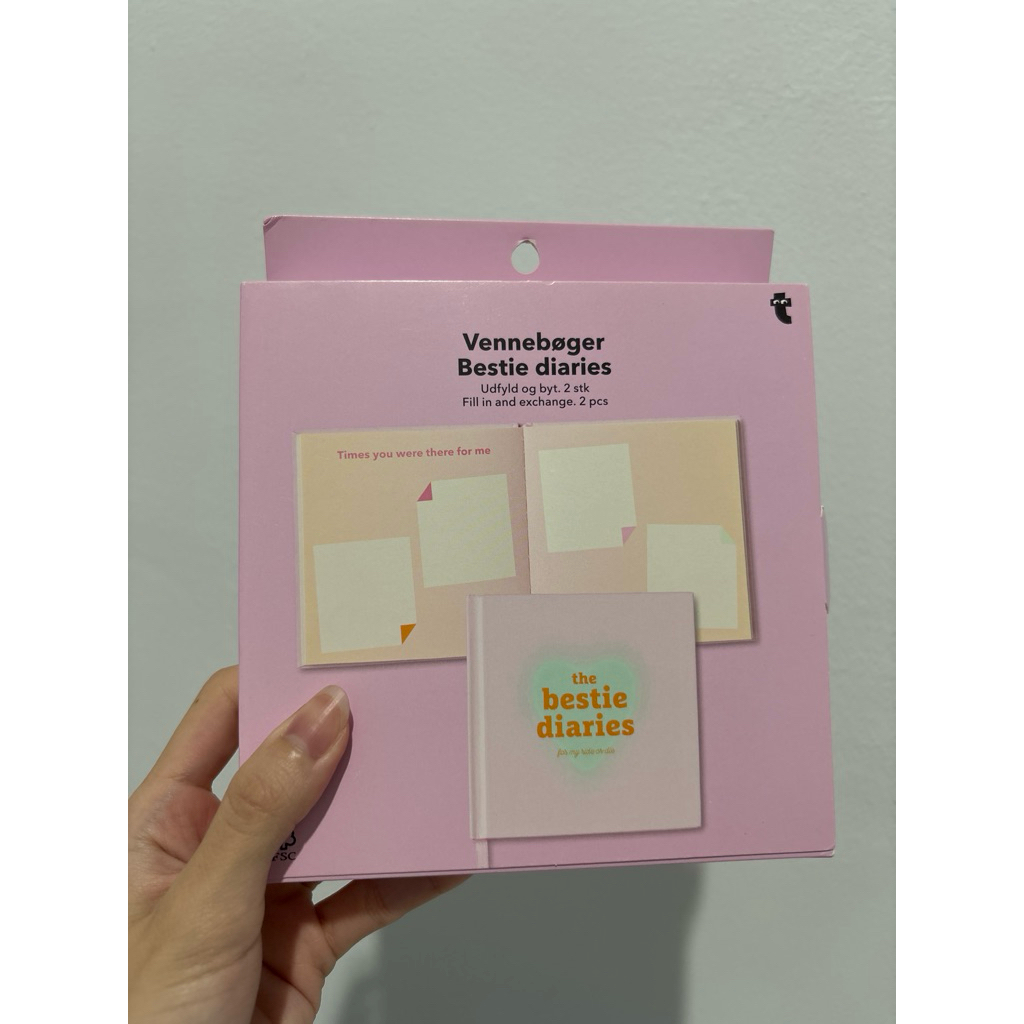 

[CLEARANCE SALE] Flying Tiger Besties Diary [2 pcs]