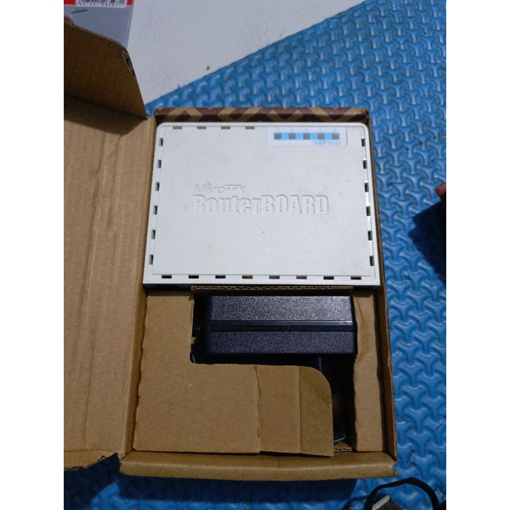 Mikrotik Rb951U1-2ND