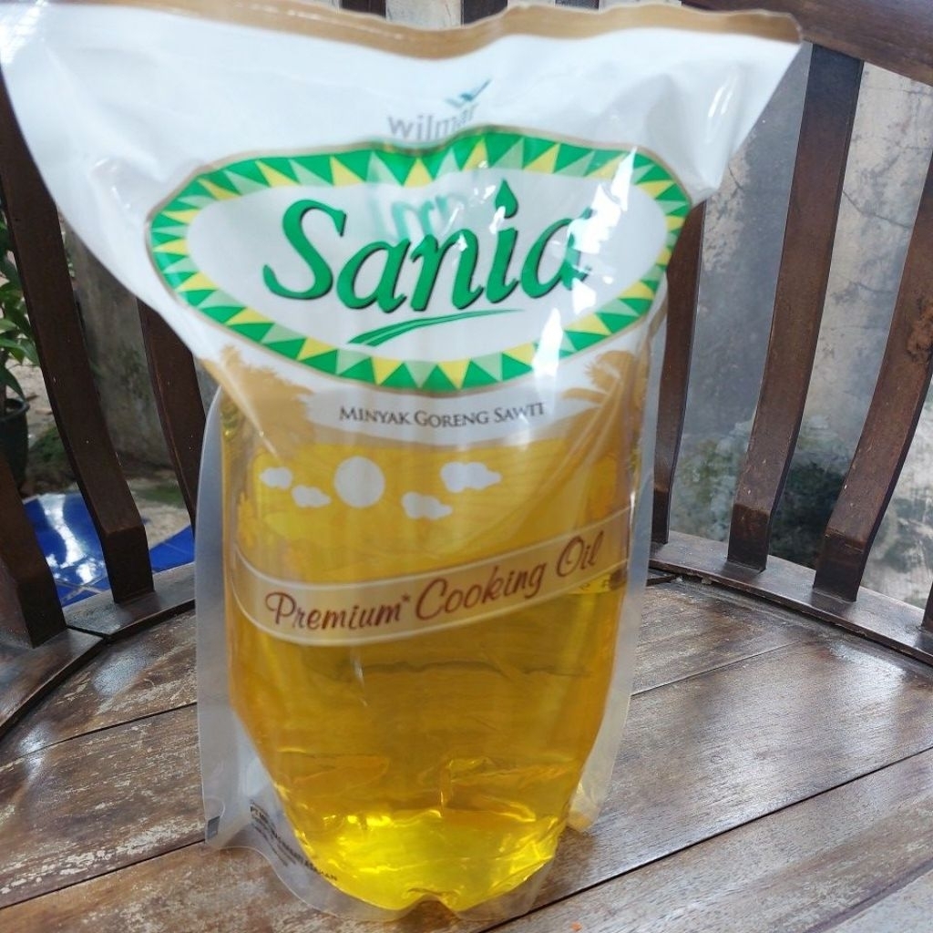 

MINYAK GORENG SANIA 2 LTR MINYAK SANIA 2 LITER