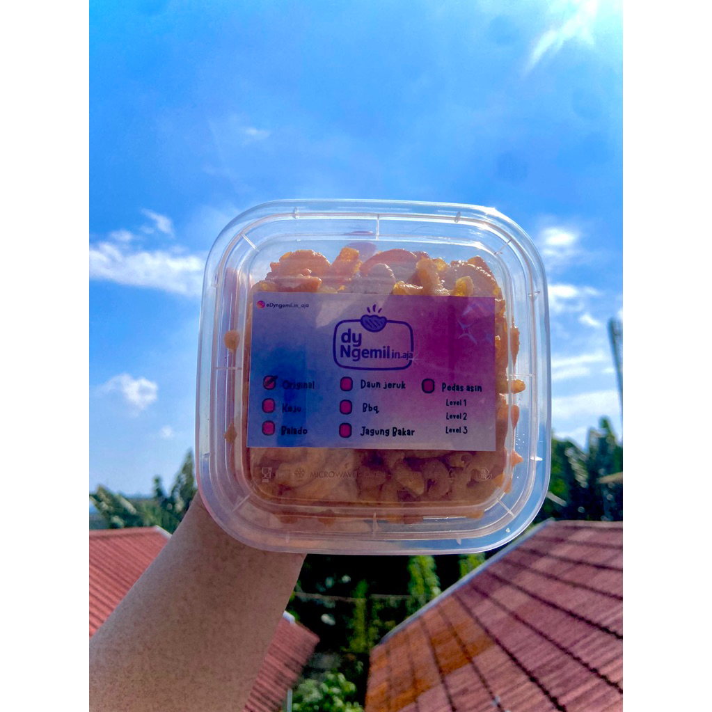 

cemilan makaroni 150gr